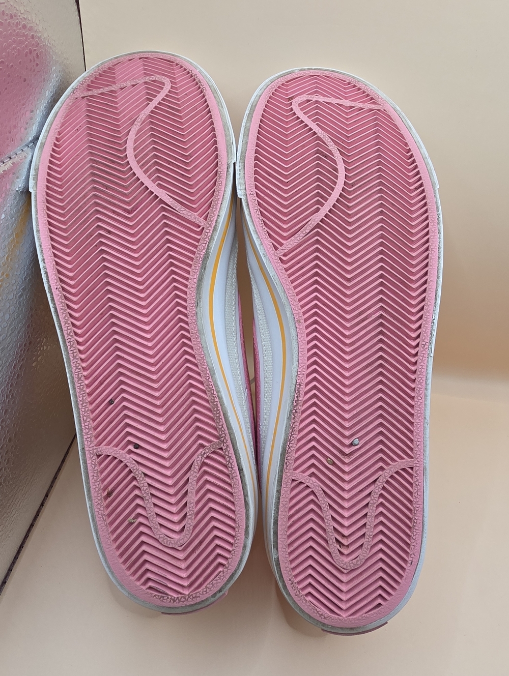 💕 Nike Court Legacy DA5380-118 Youth 7Y White Pink Unisex Kids Sneaker - Picture 6 of 8